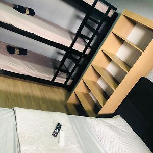 Firmh Hostel Cafe Da Manha E Translado Aeroporto Das 06H As 00H Incluso
